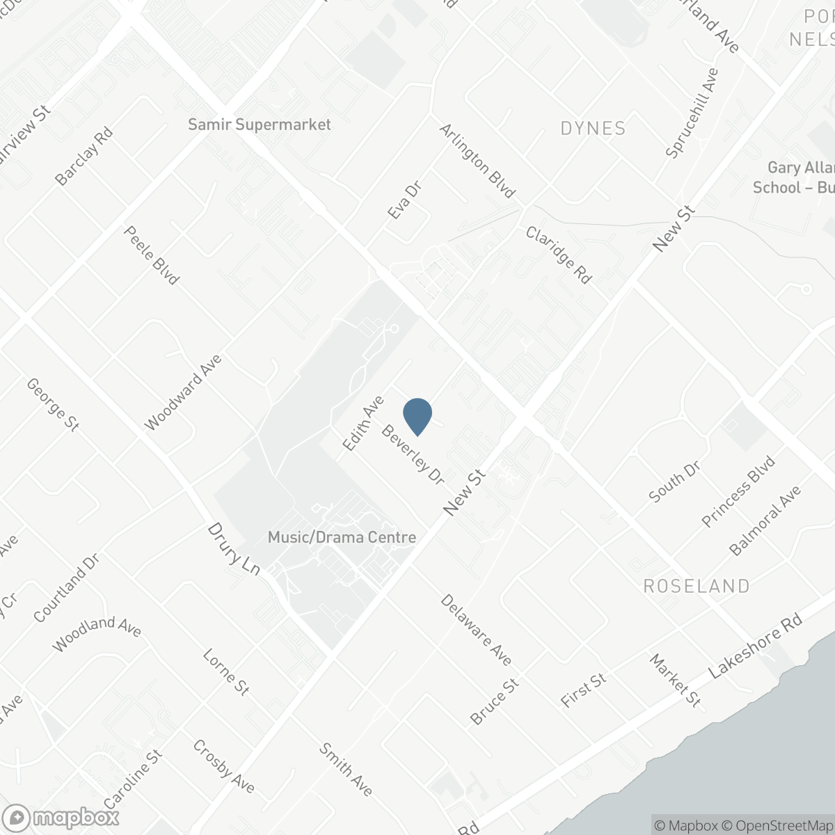 502 KAREN Drive, Burlington, Ontario L7R 3J1